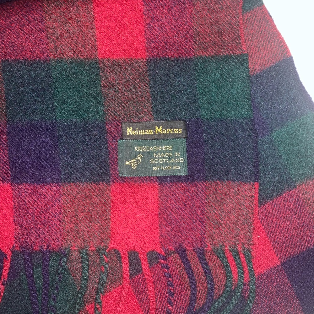 Vintage 100% Scottish Cashmere Neiman Marcus Scarf